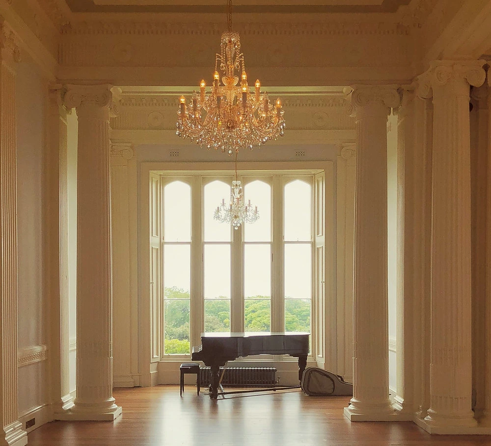 Elevate Your Event: Why Renting Acoustic Pianos Trumps Digital Pianos Every Time